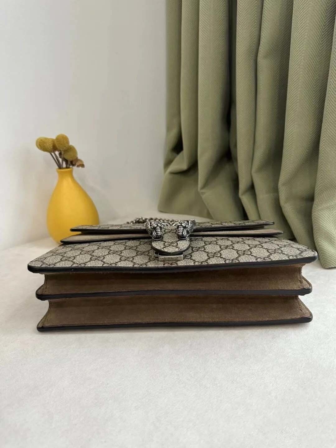 $55-LDN-232 GCI gallery