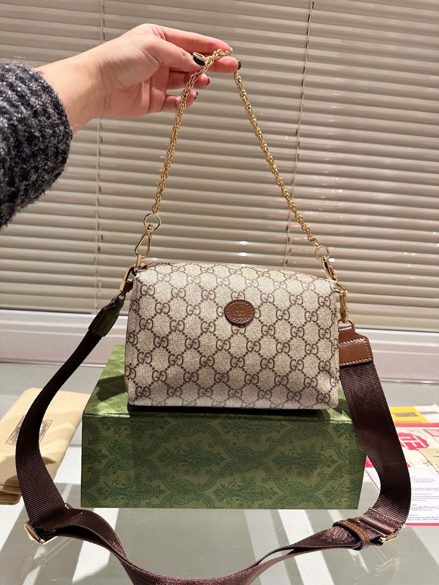 $55-LDN-240 GCI gallery