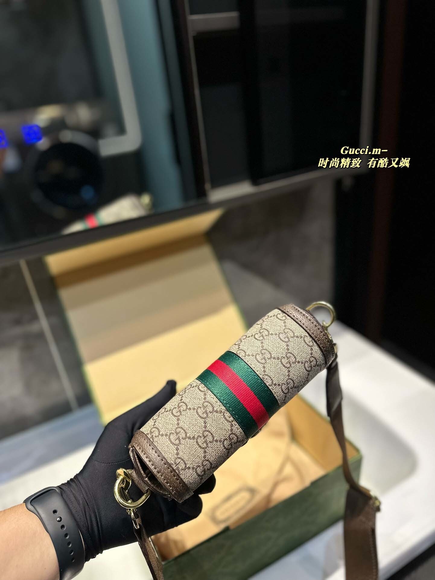 $55-LDN-247 GCI gallery