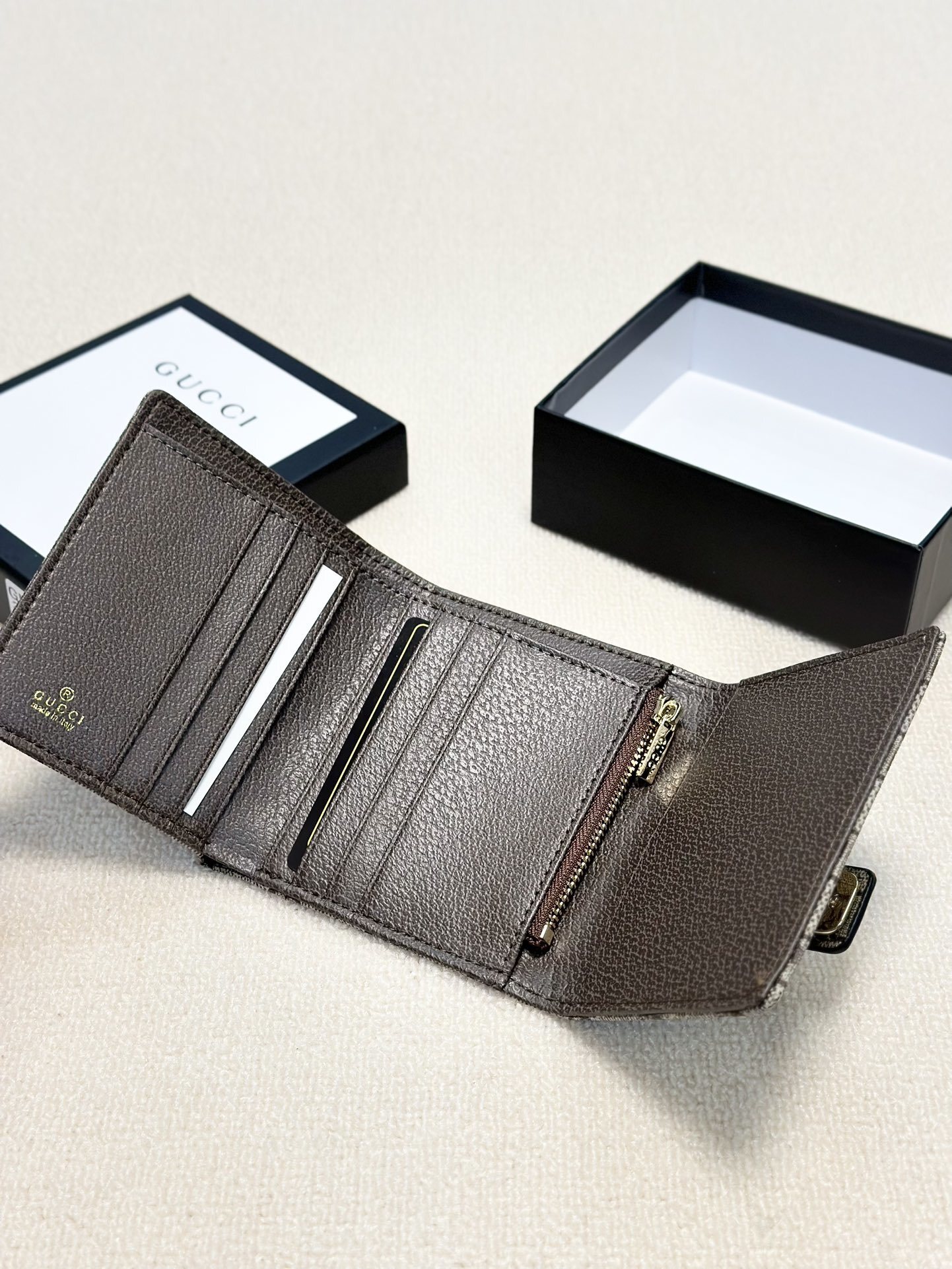 $55-LDN-279 GCI gallery