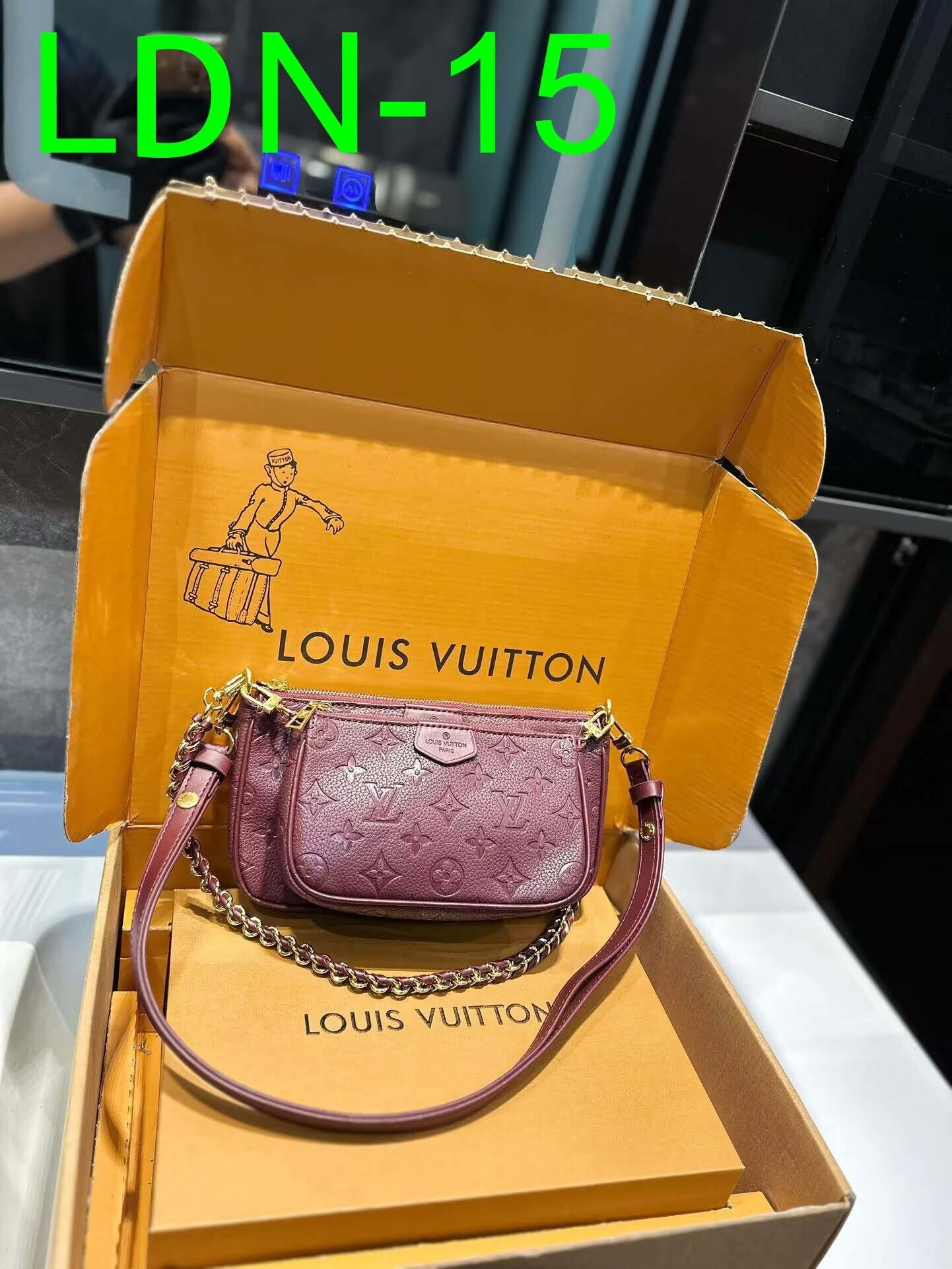 $55-LDN-331 LV gallery