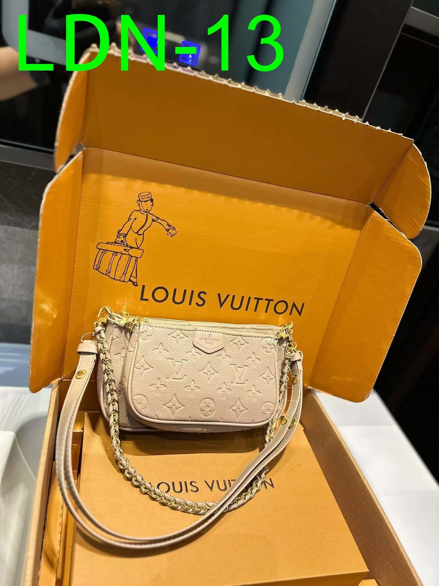 $55-LDN-331 LV gallery