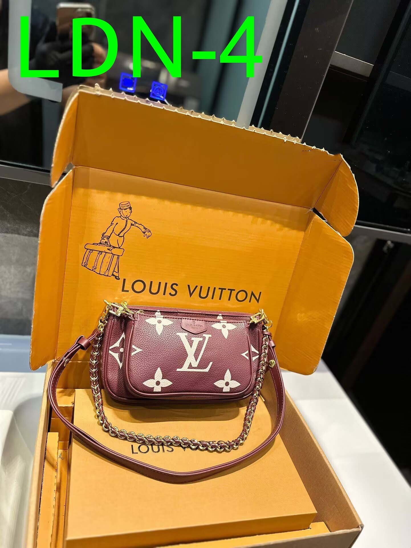 $55-LDN-331 LV gallery