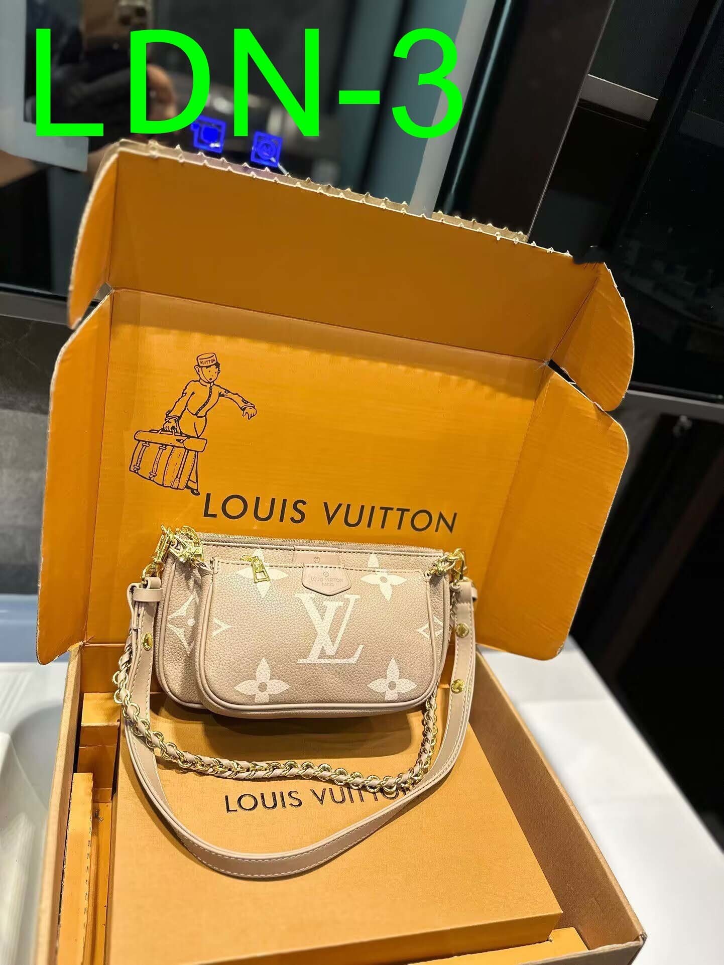 $55-LDN-331 LV gallery