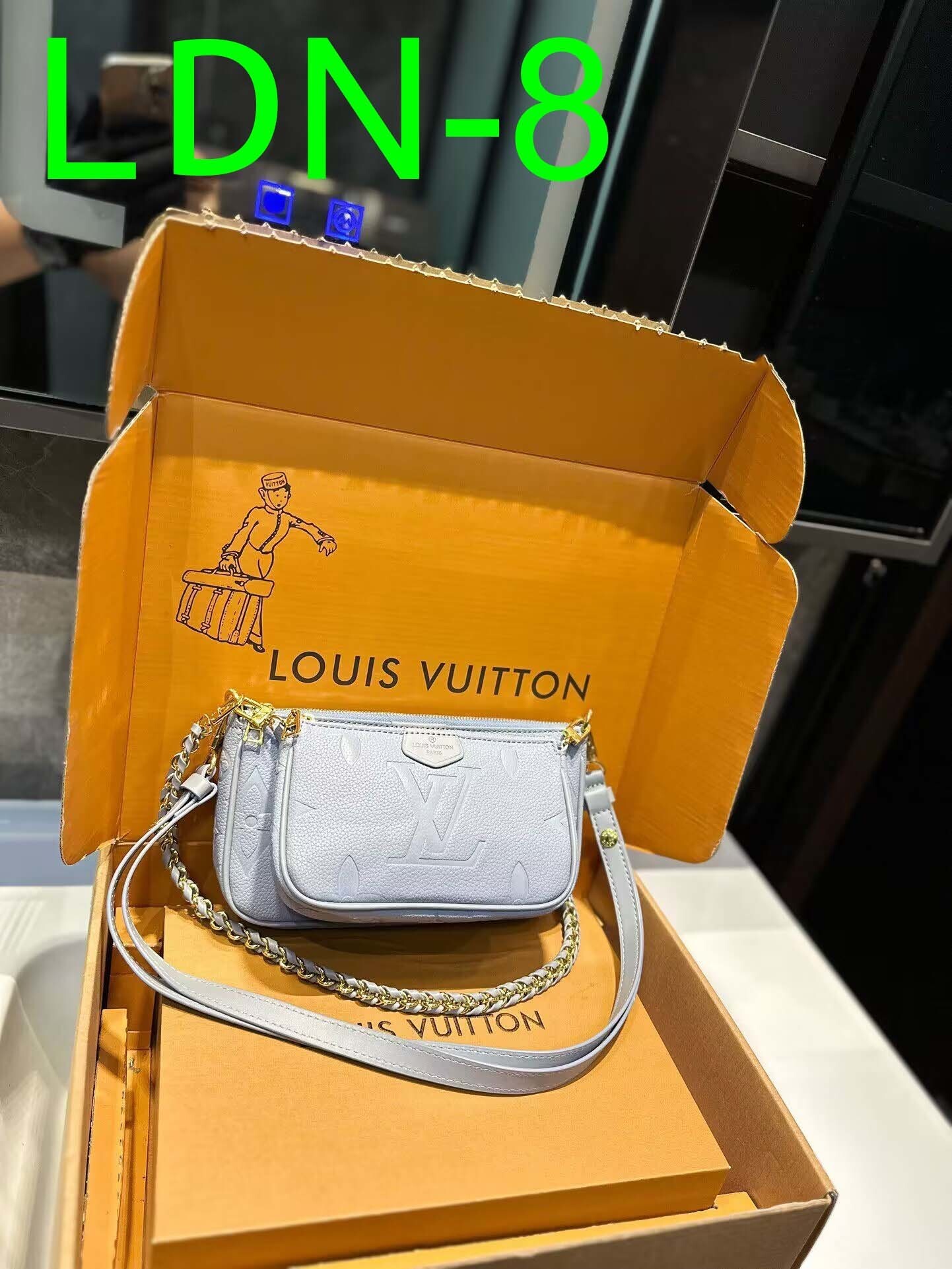 $55-LDN-331 LV gallery