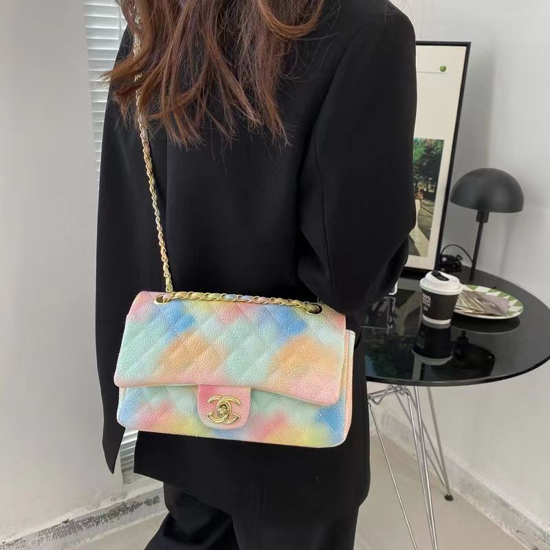 $55-LDN-352 CHA gallery