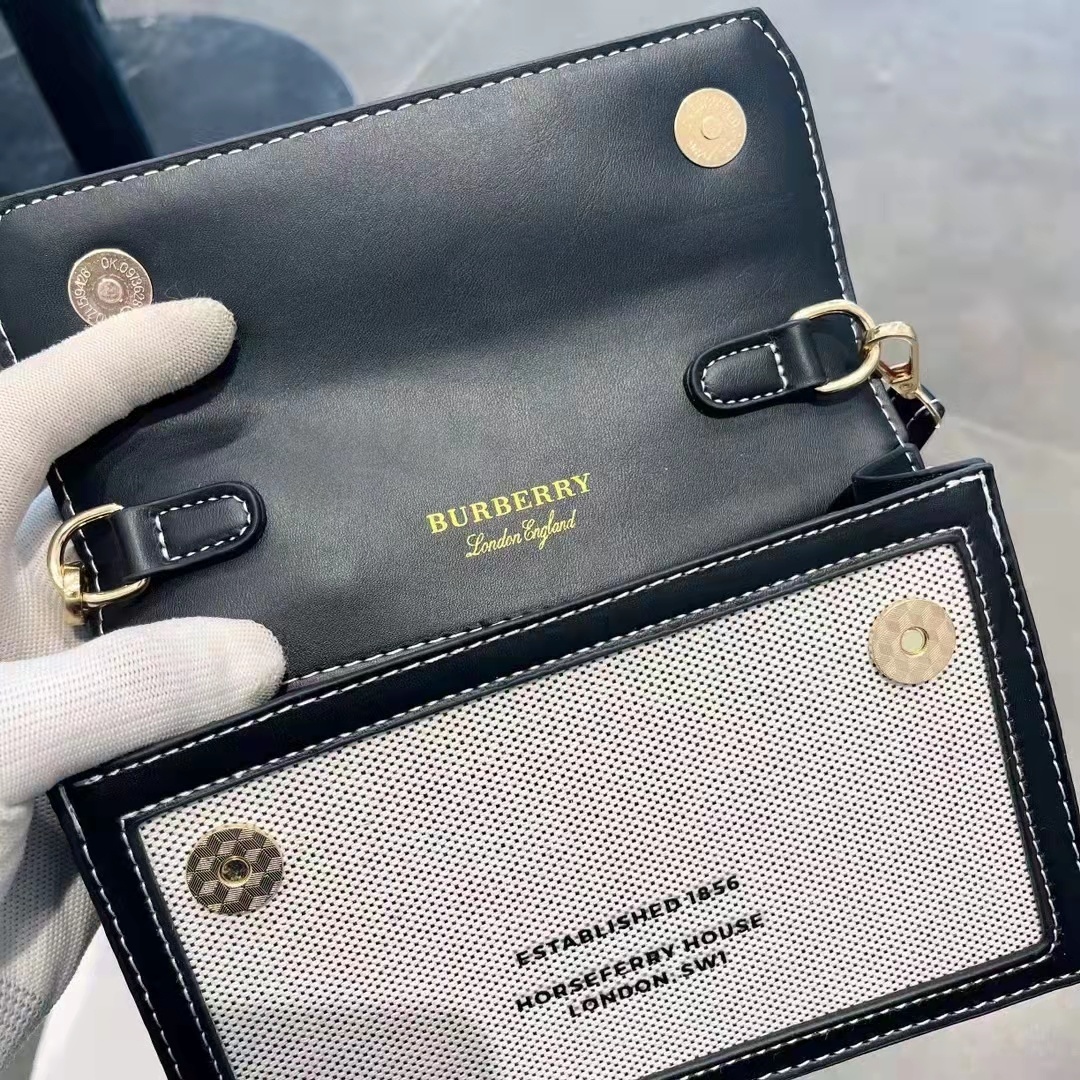 $55-LDN-683 BURBE gallery