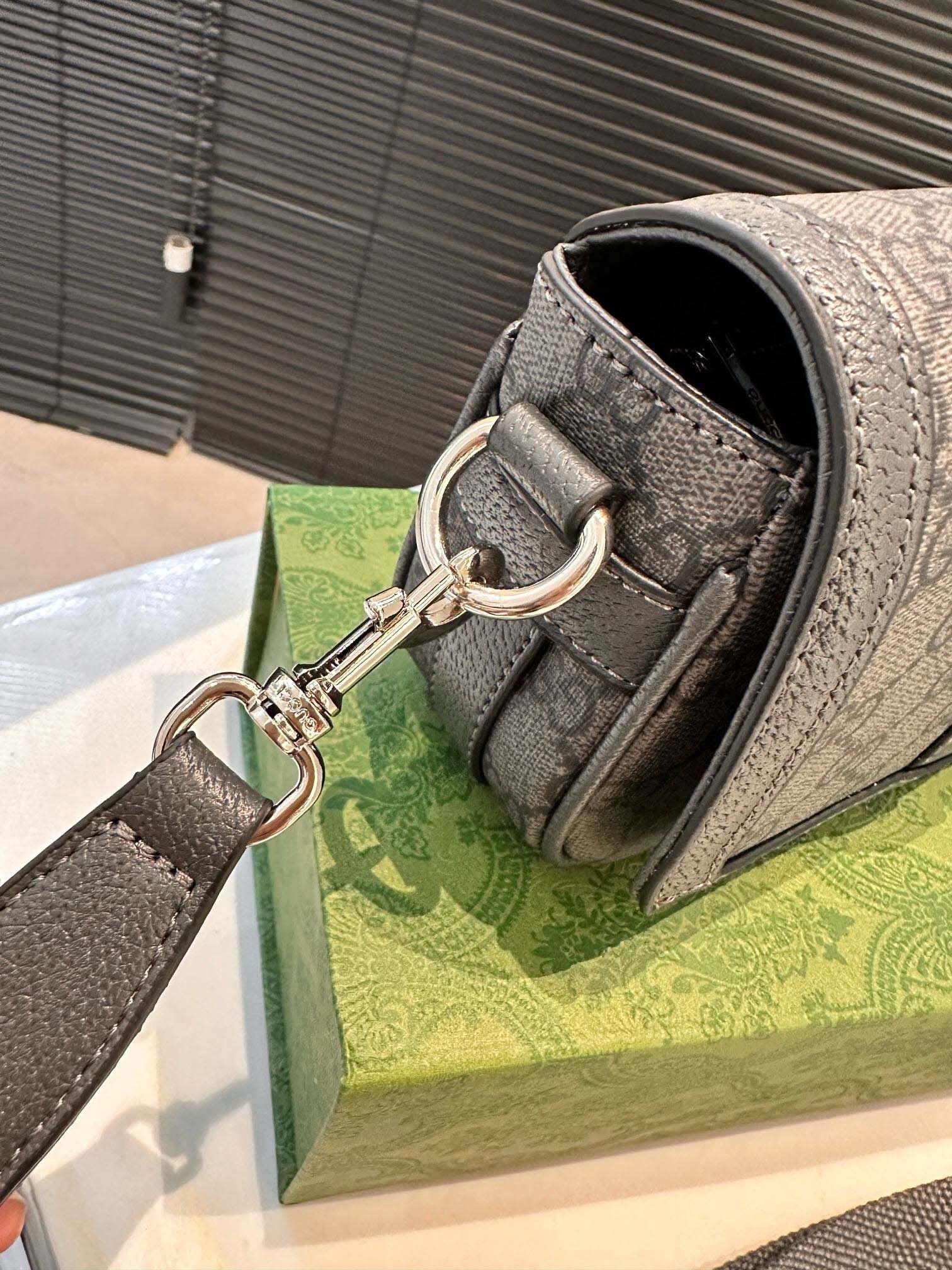 $55.79-LDN-249 GCI gallery