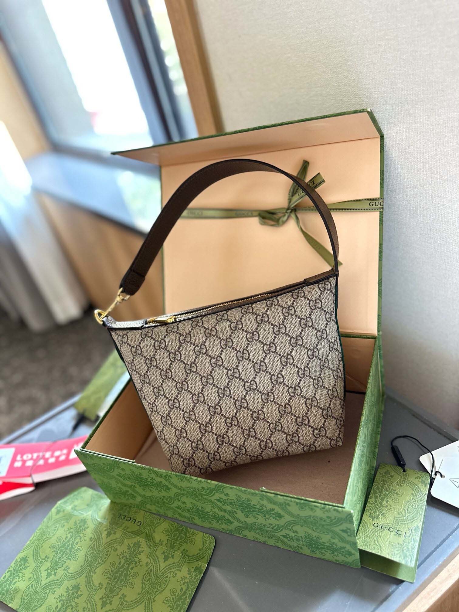 $56-LDN-253 GCI gallery