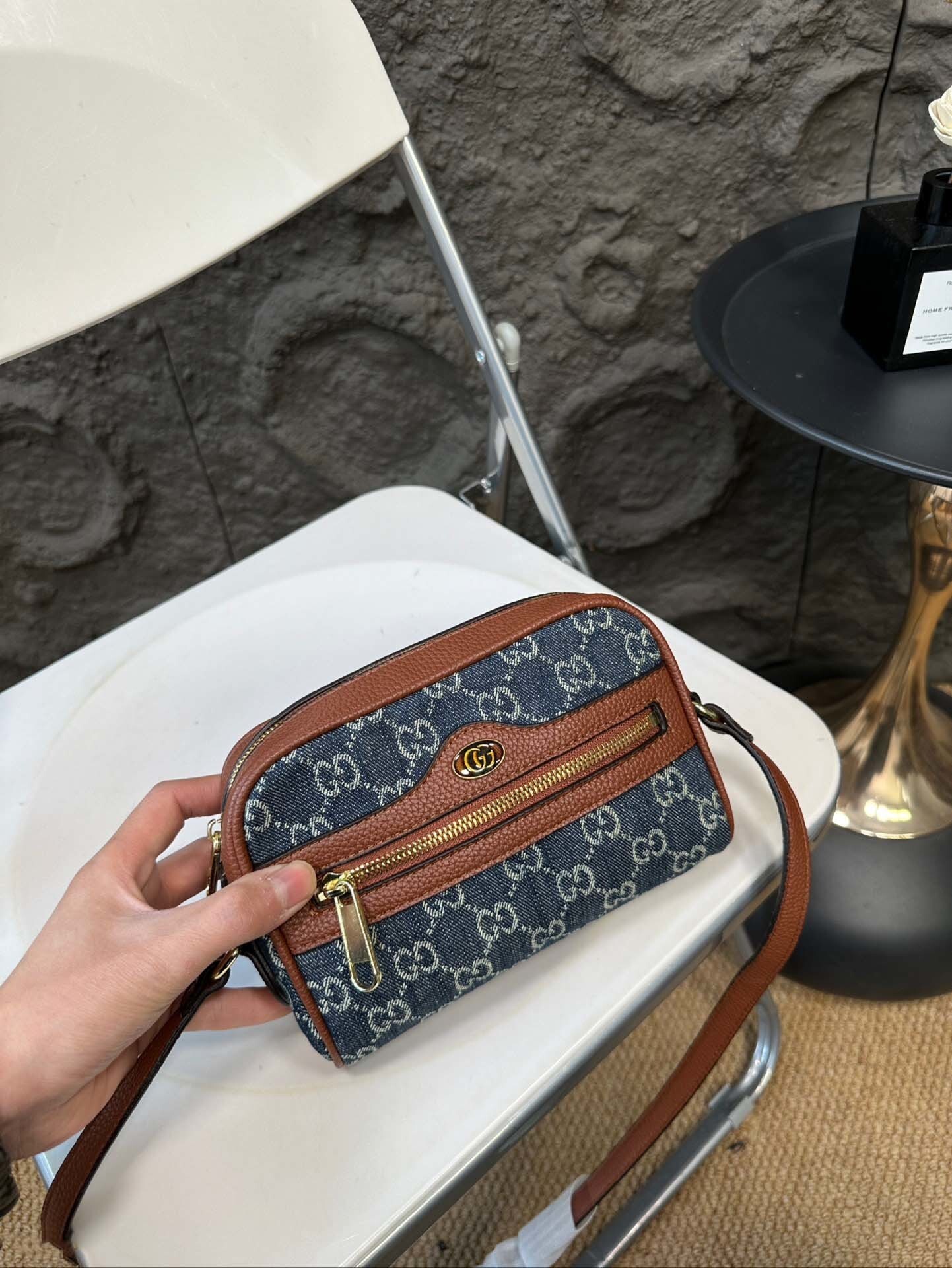 $56-LDN-266 GCI gallery