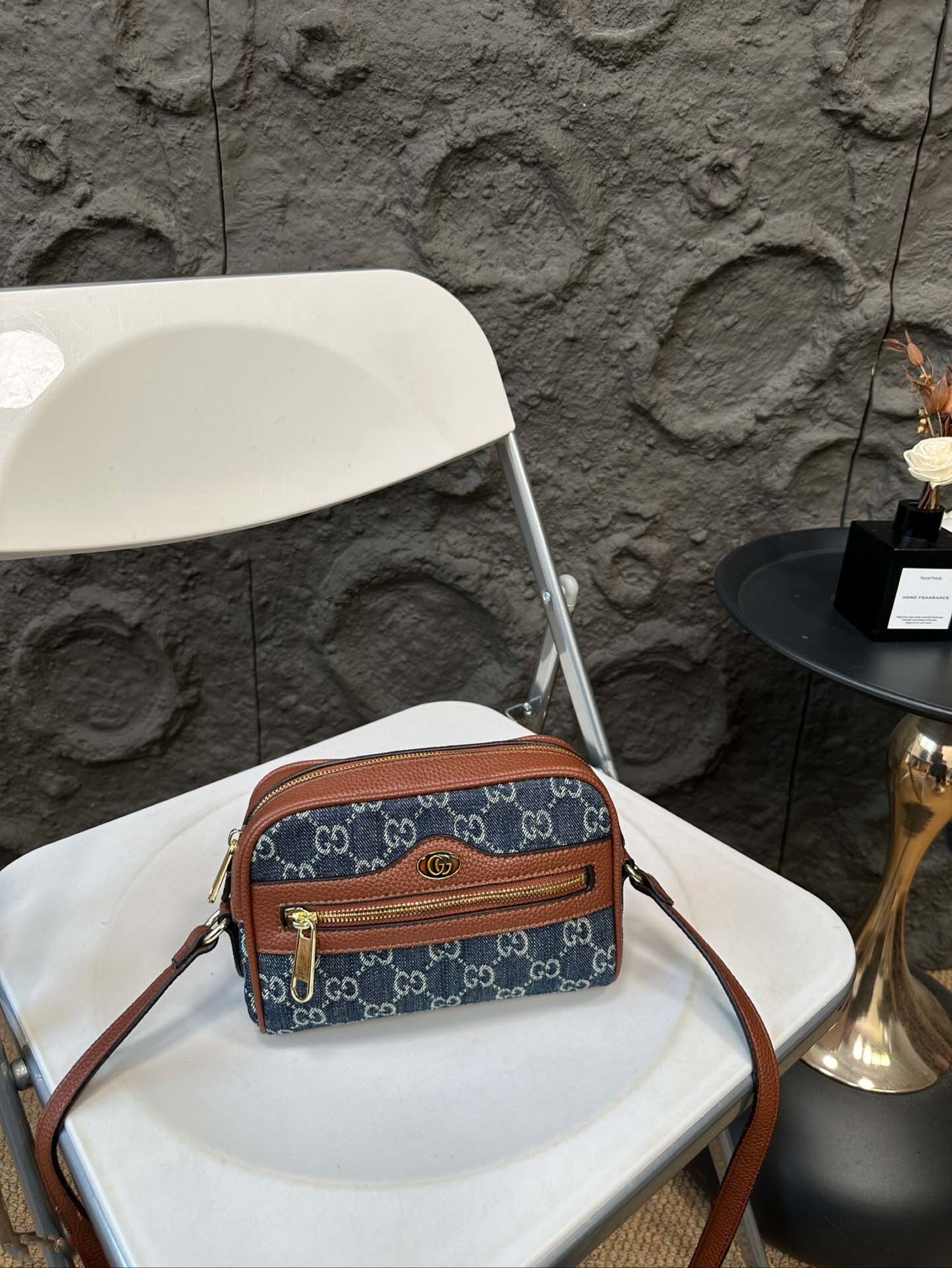 $56-LDN-266 GCI gallery