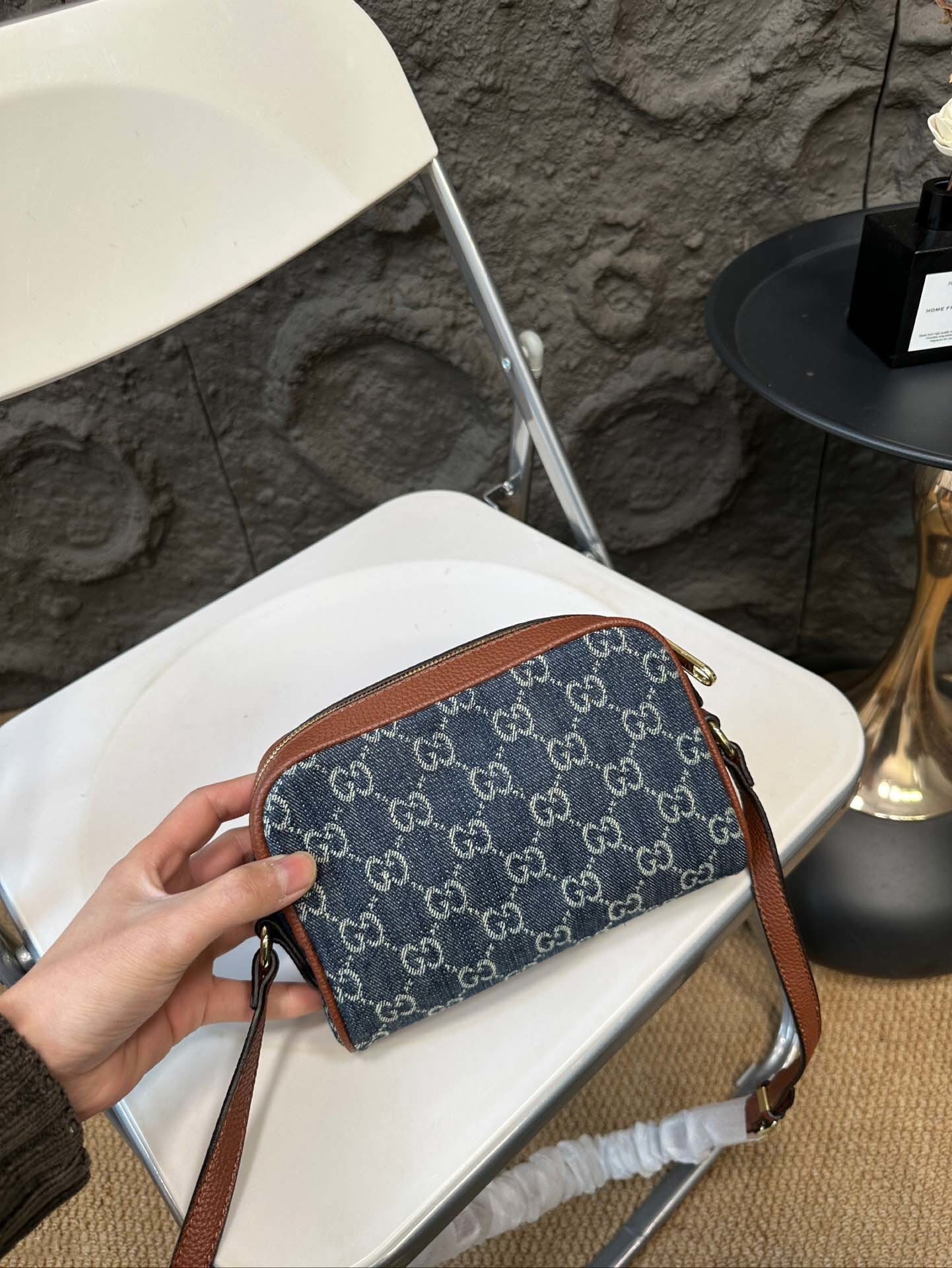 $56-LDN-266 GCI gallery