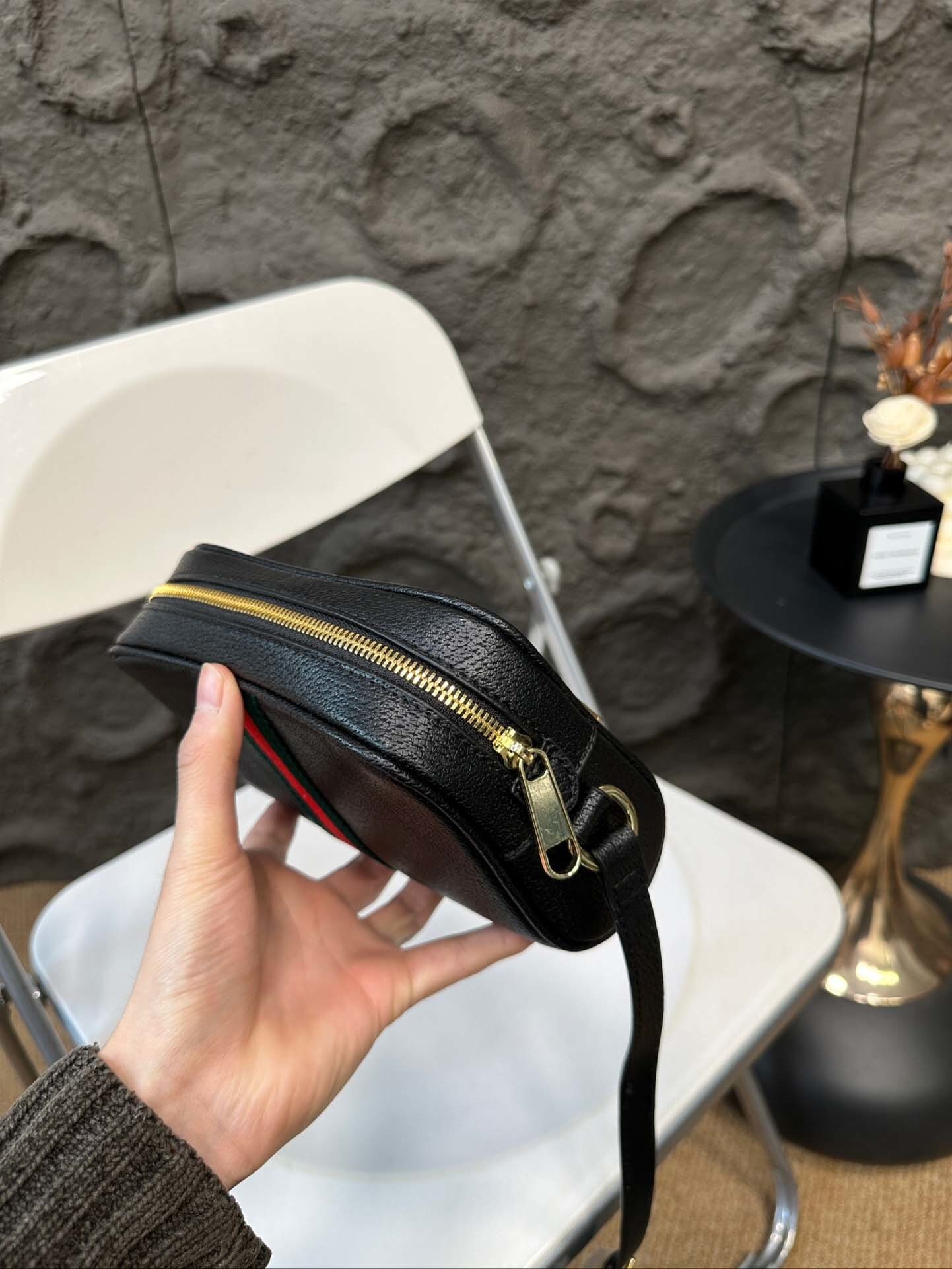 $56-LDN-266 GCI gallery