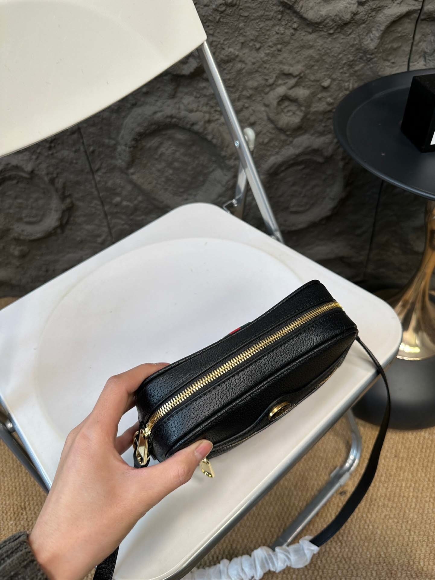 $56-LDN-266 GCI gallery