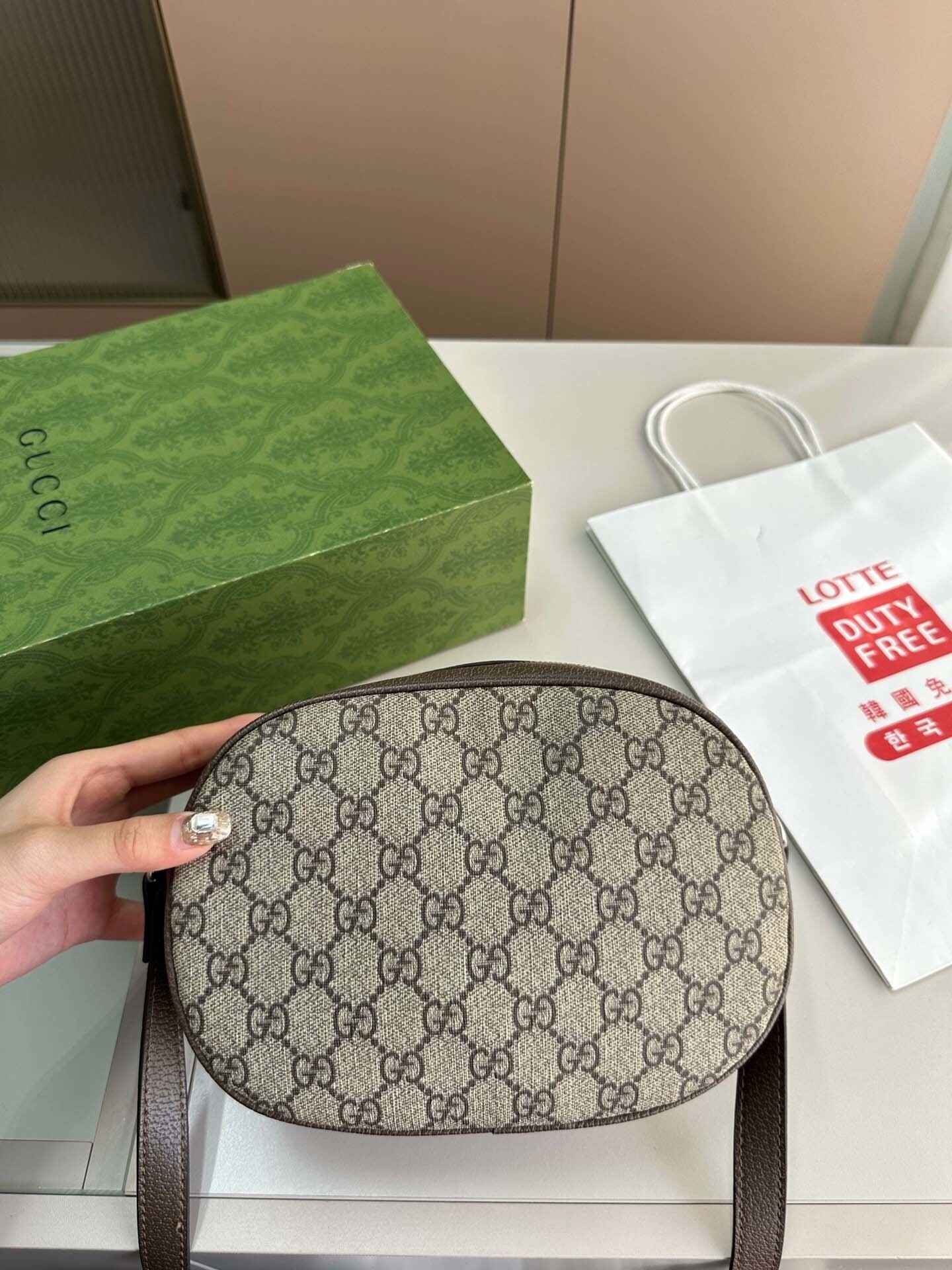 $56-LDN-267 GCI gallery