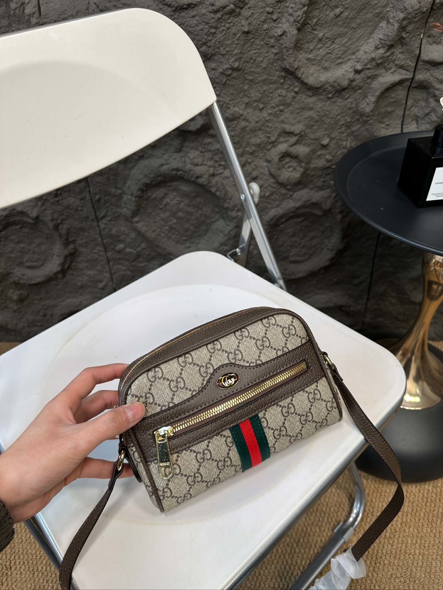 $56-LDN-268 GCI gallery