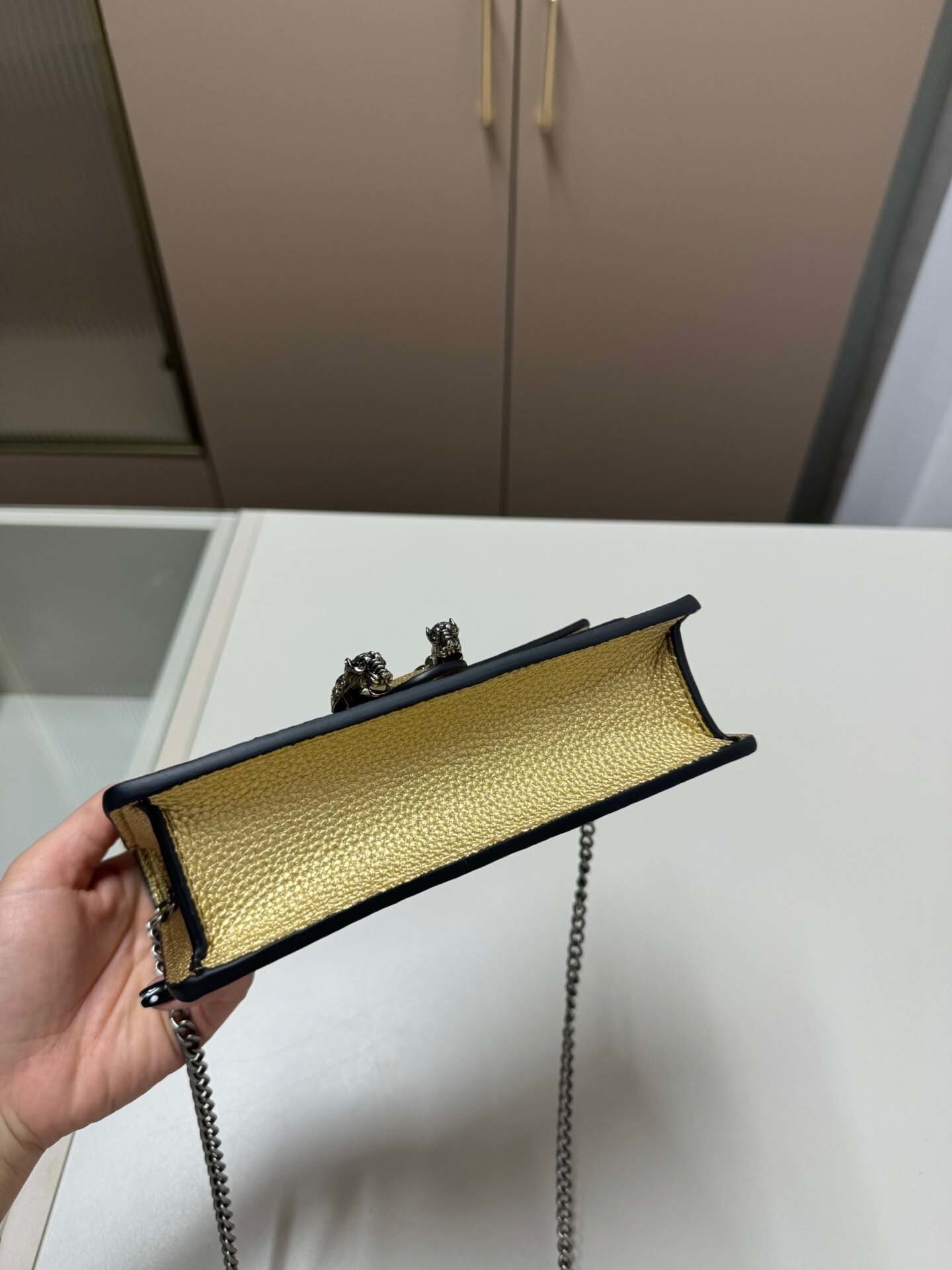 $56-LDN-276 GCI gallery