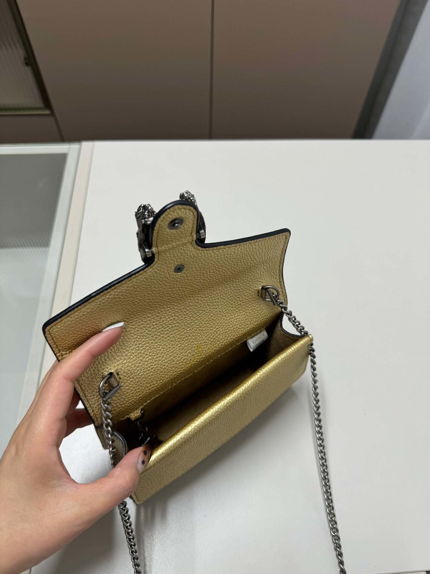 $56-LDN-276 GCI gallery