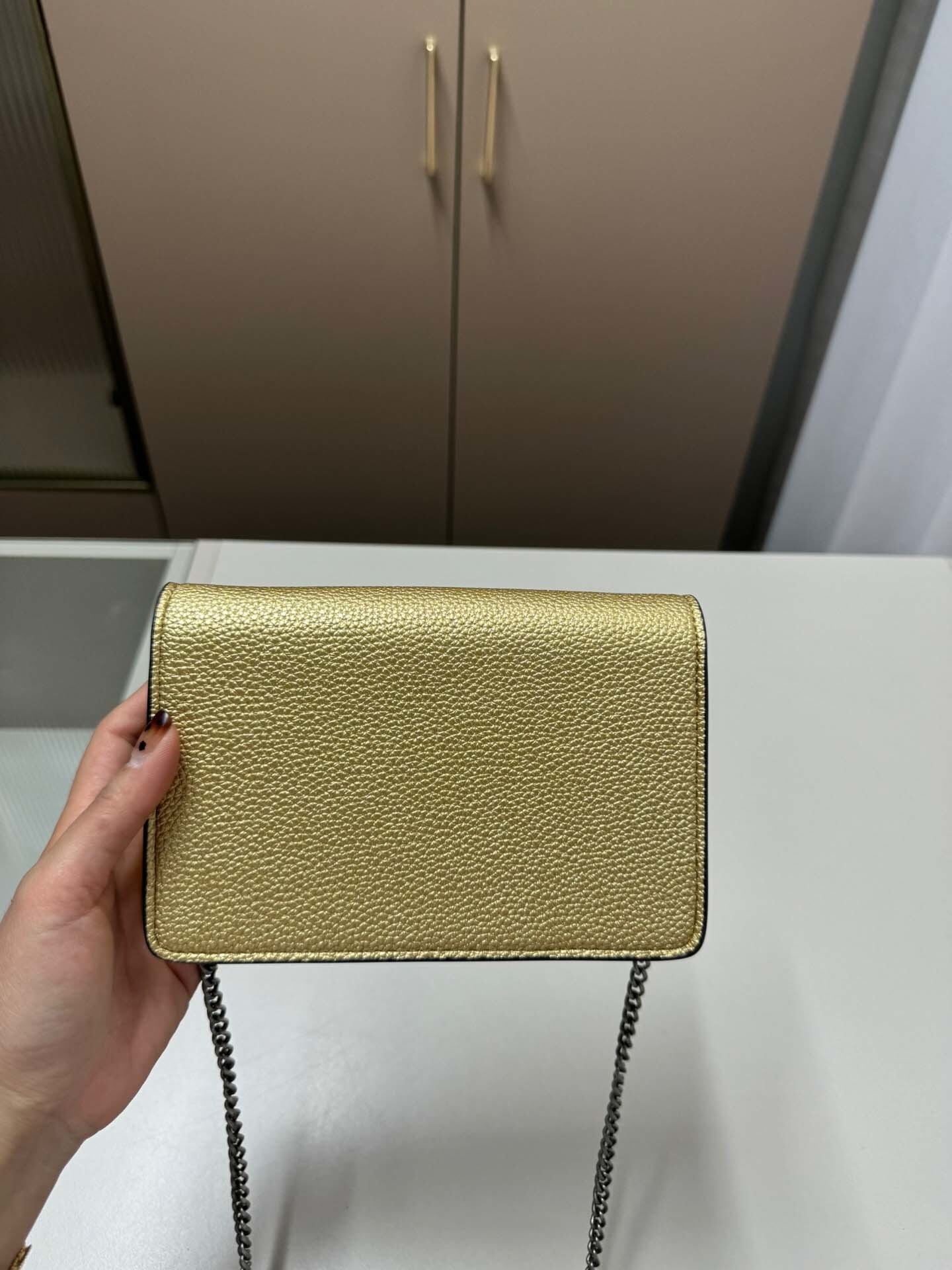 $56-LDN-276 GCI gallery