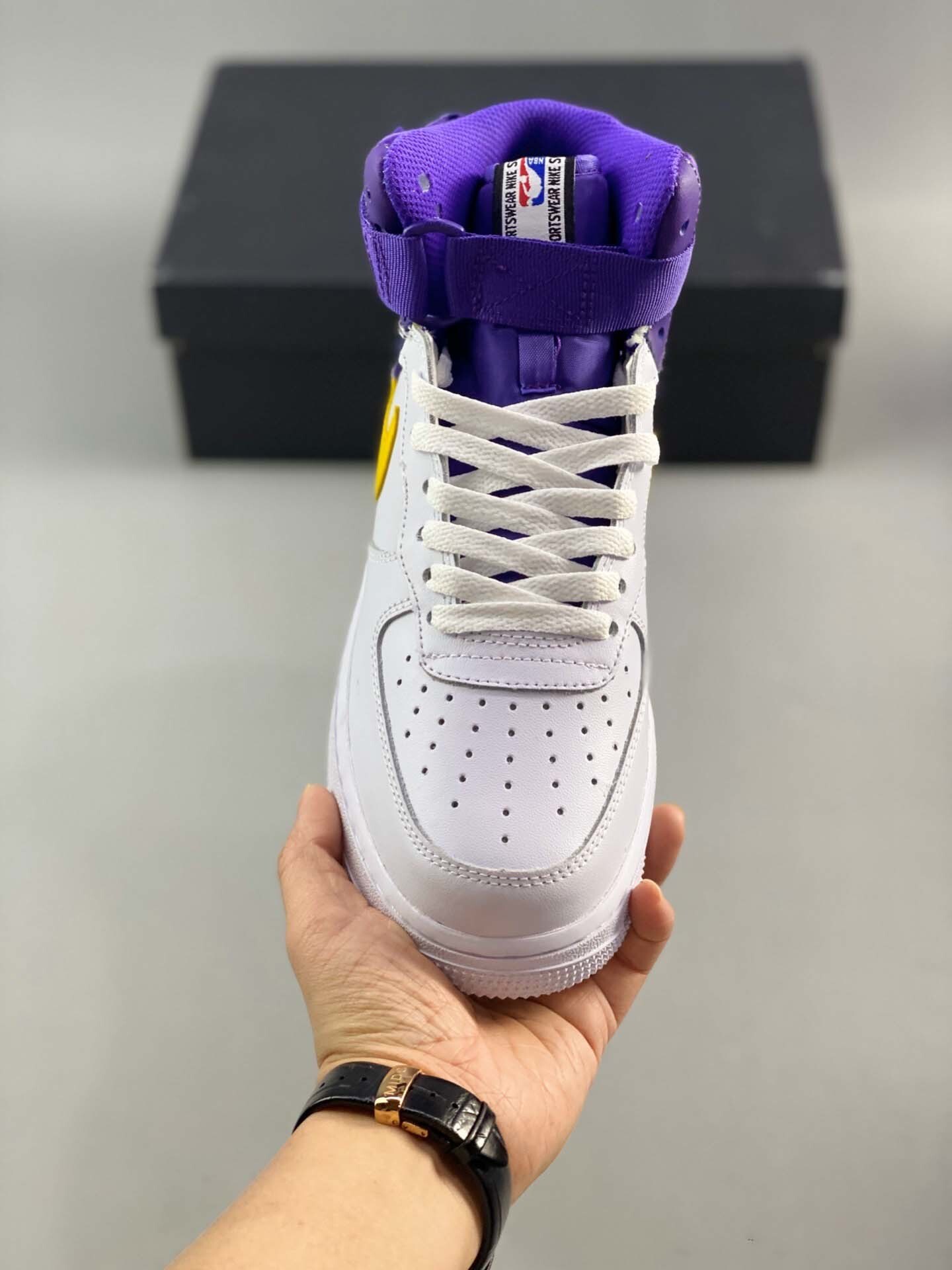 $56-LDN-79 NK gallery