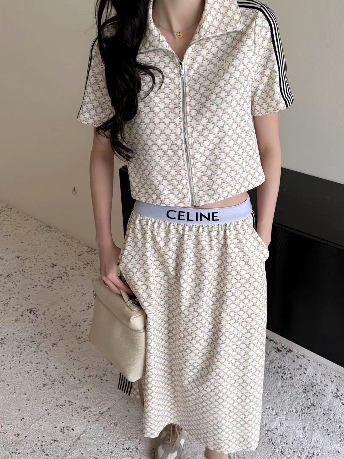 $56.99-LDN-575 Cel gallery