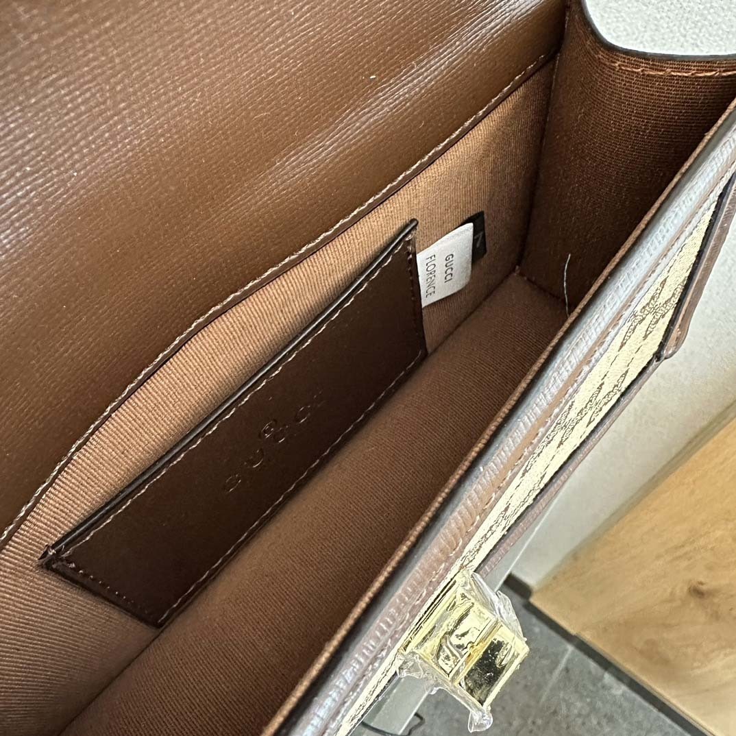 $57-LDN-251 GCI gallery