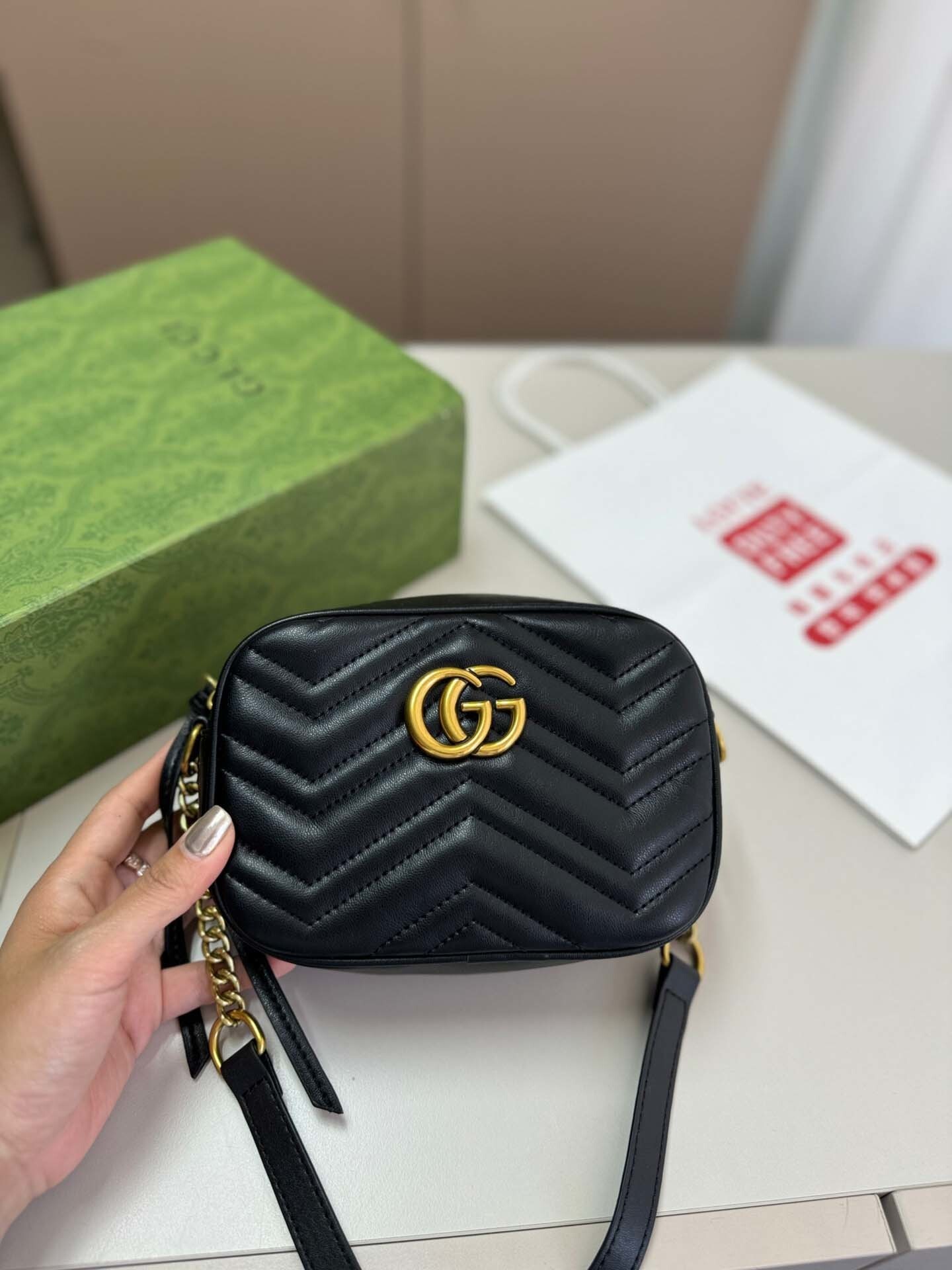 $57-LDN-277 GCI gallery