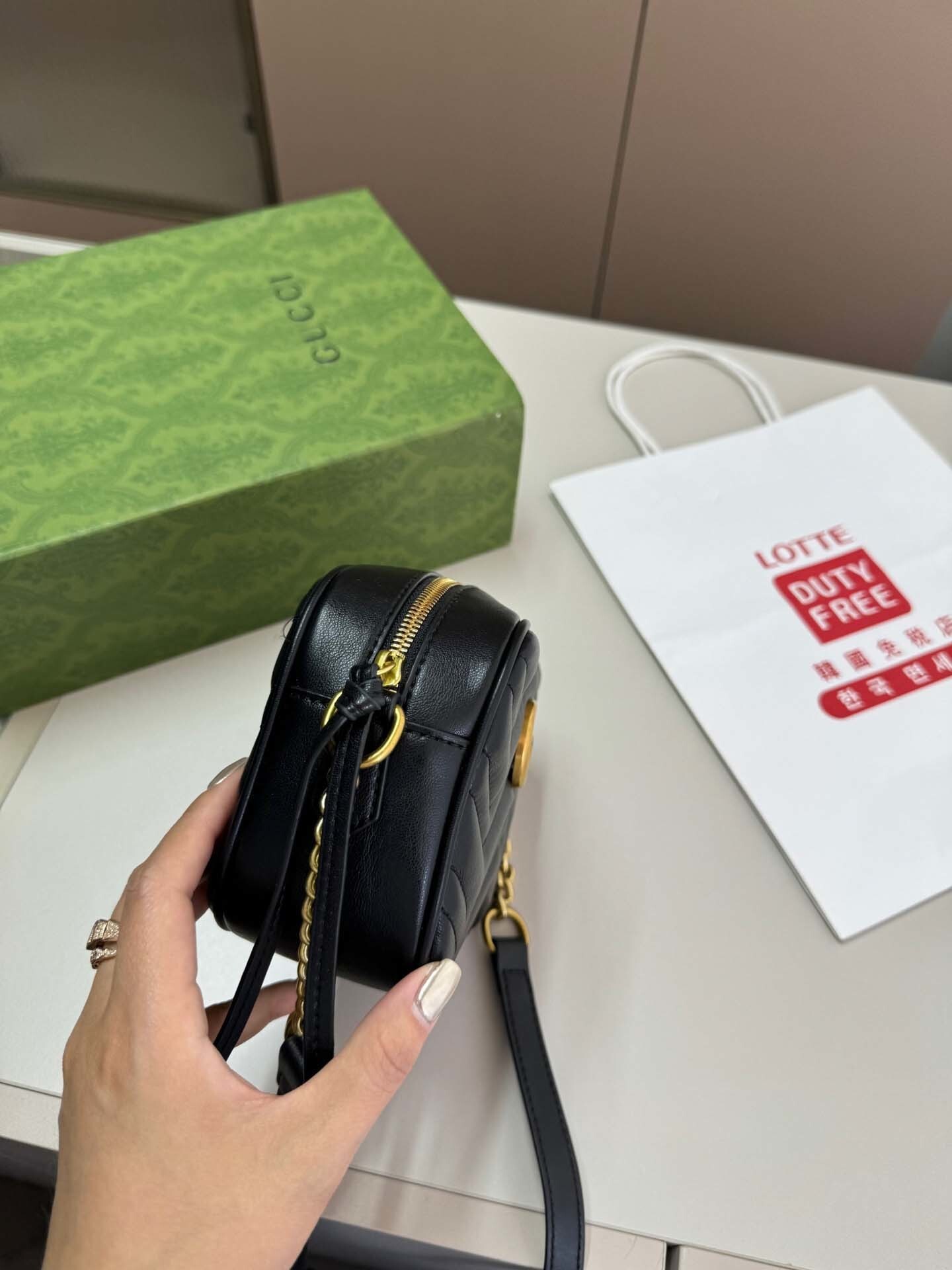 $57-LDN-277 GCI gallery