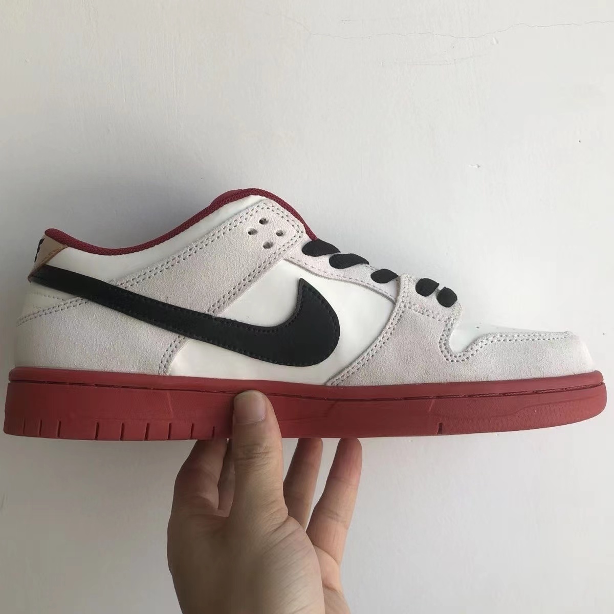 $57-LDN-33 NK gallery