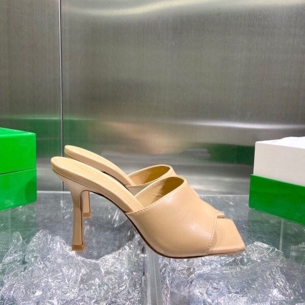 $57-LDN-425 Wang gallery