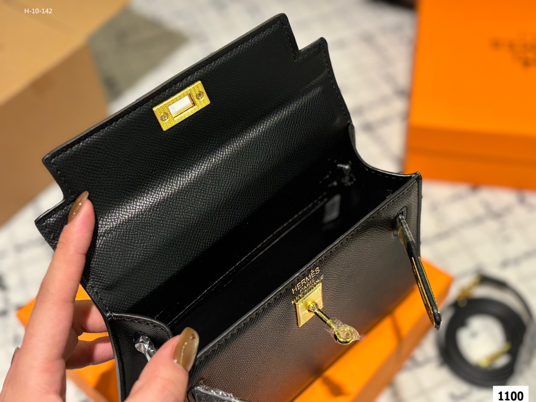 $57-LDN-769 HERM gallery