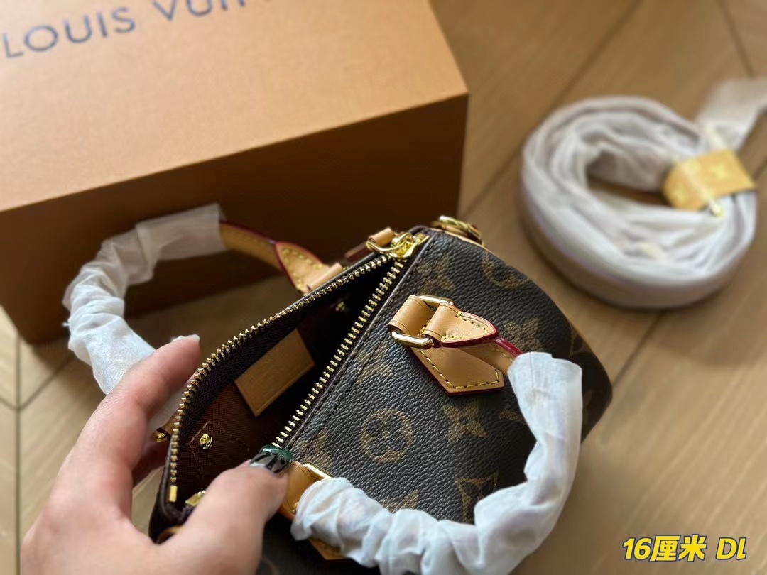 $57.8-LDN-334 LV gallery