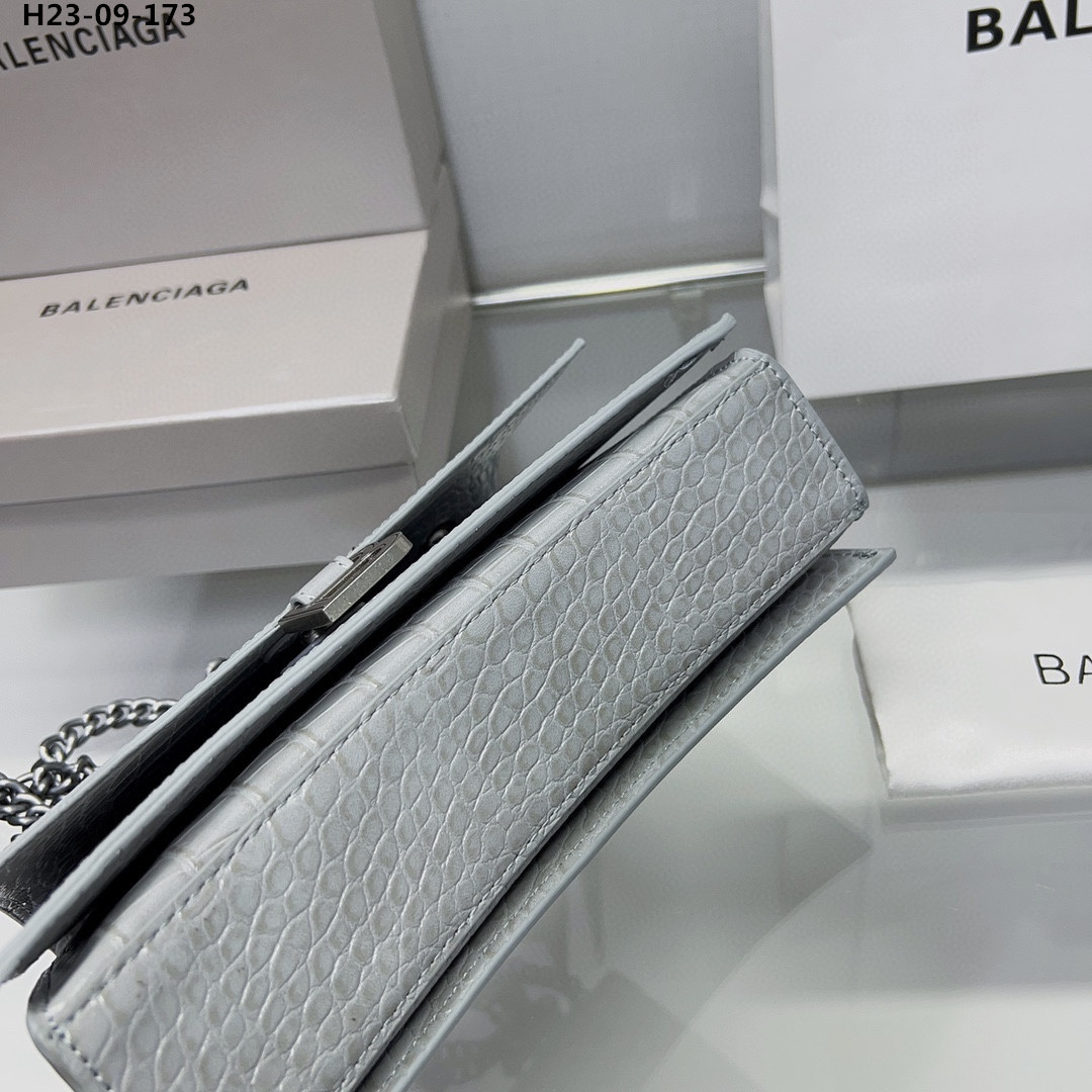 $58-LDN-667 Bacag gallery