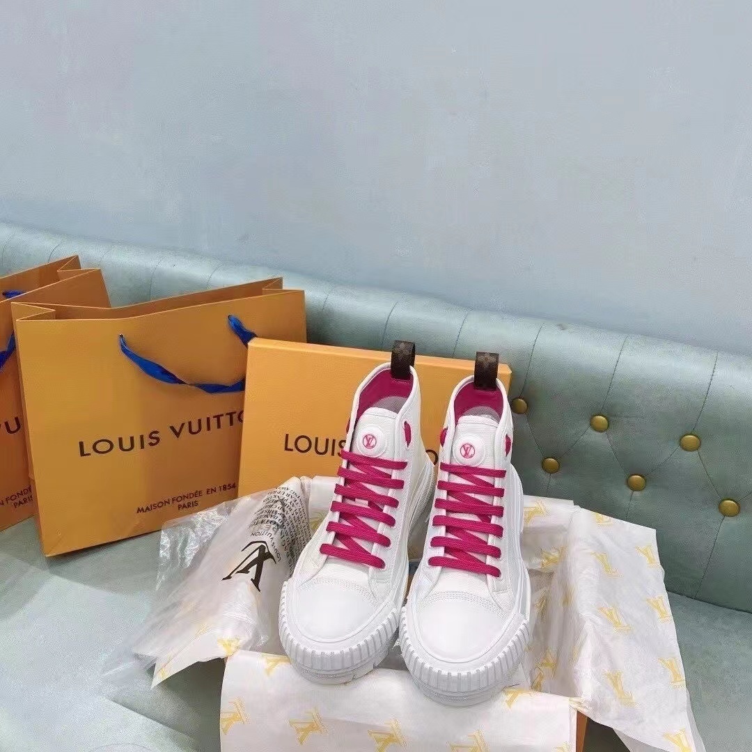 $58-LDN-723 LV gallery