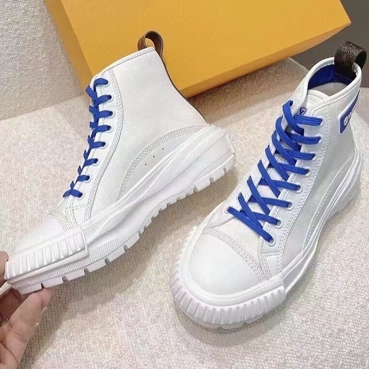 $58-LDN-723 LV gallery