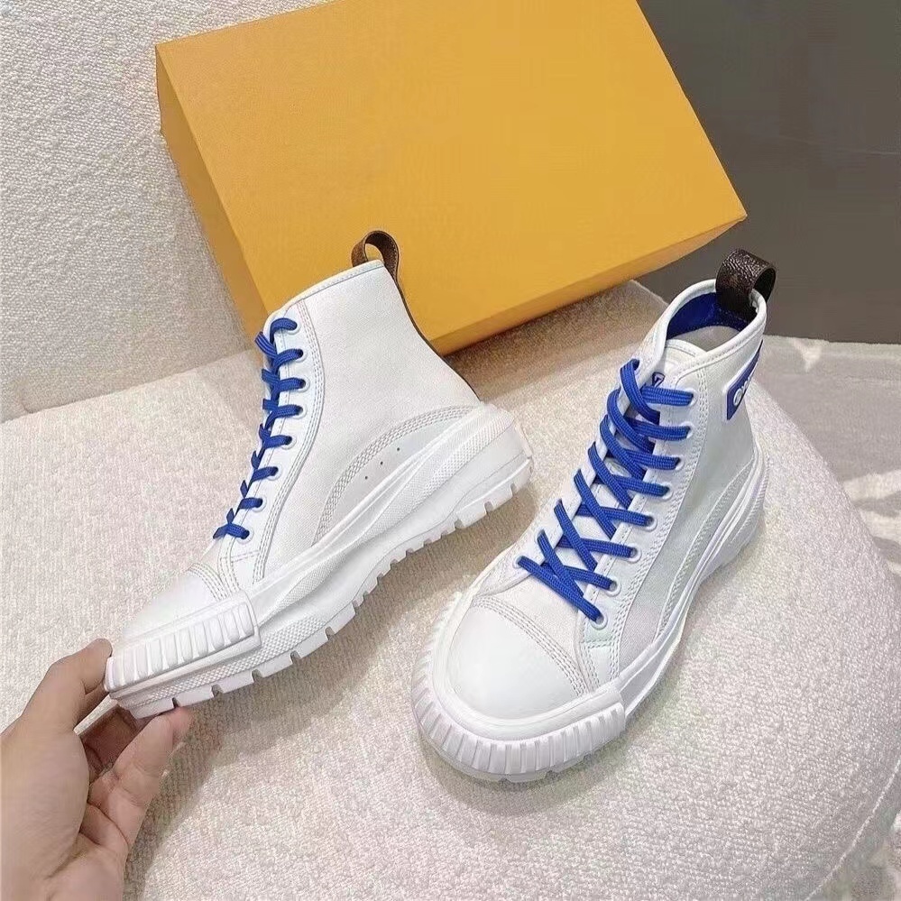 $58-LDN-723 LV gallery