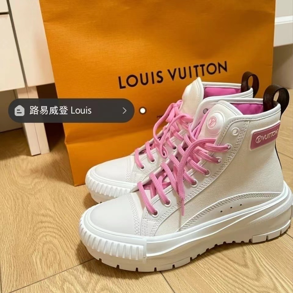 $58-LDN-723 LV gallery