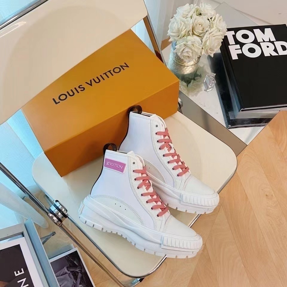 $58-LDN-723 LV gallery