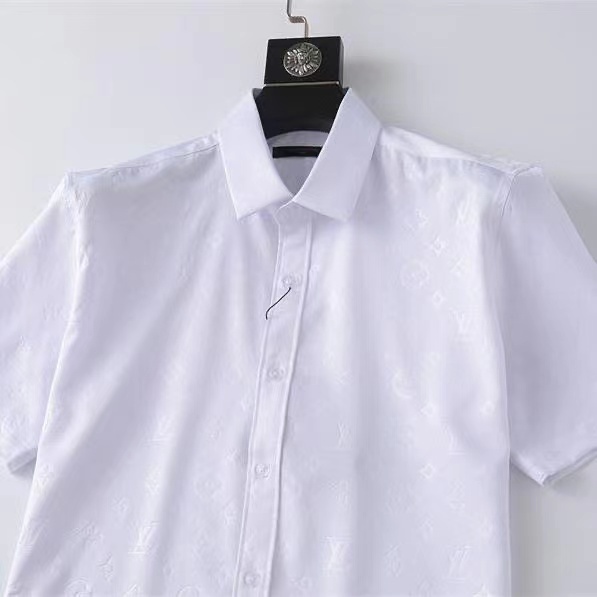 $58-LDN-725 LV gallery