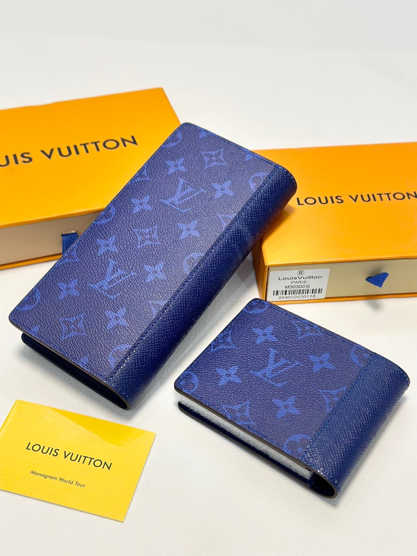 $58-LDN-743 LV gallery