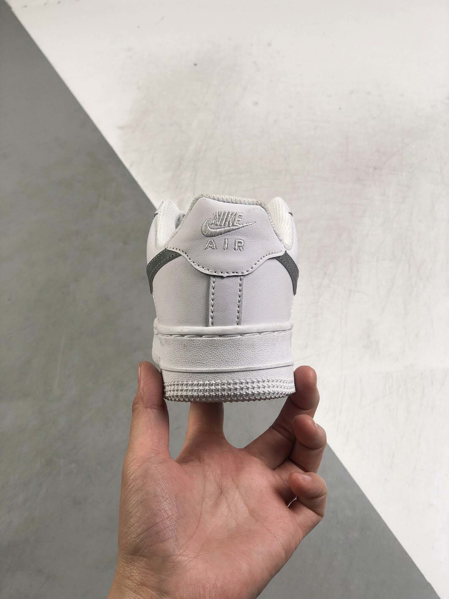 $58-LDN-80 NK gallery