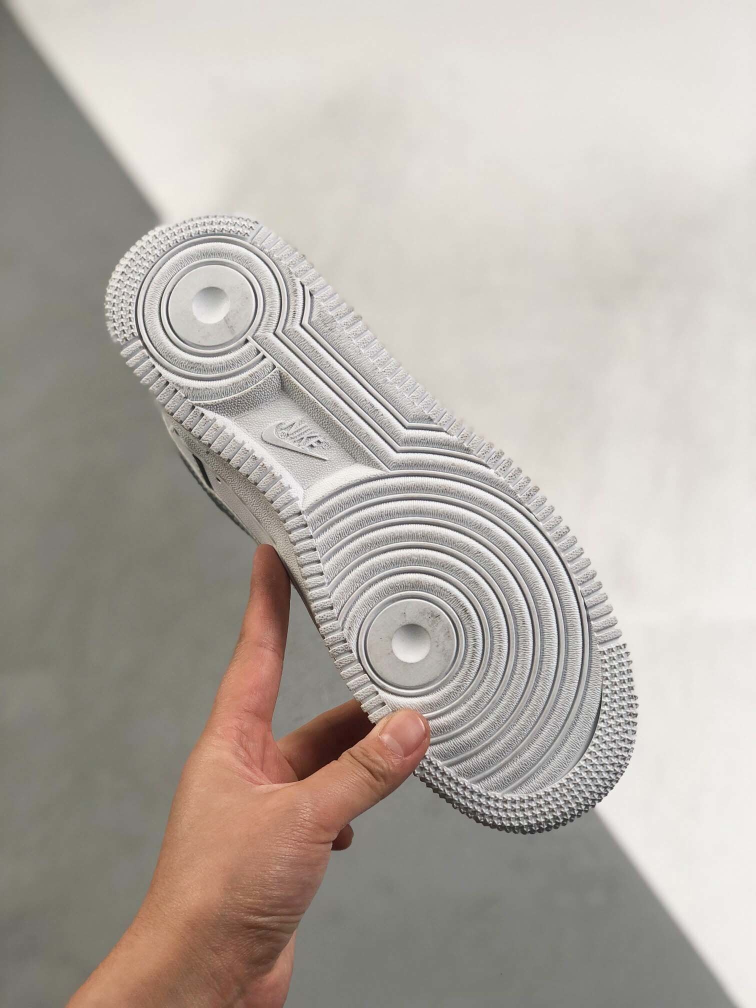 $58-LDN-80 NK gallery