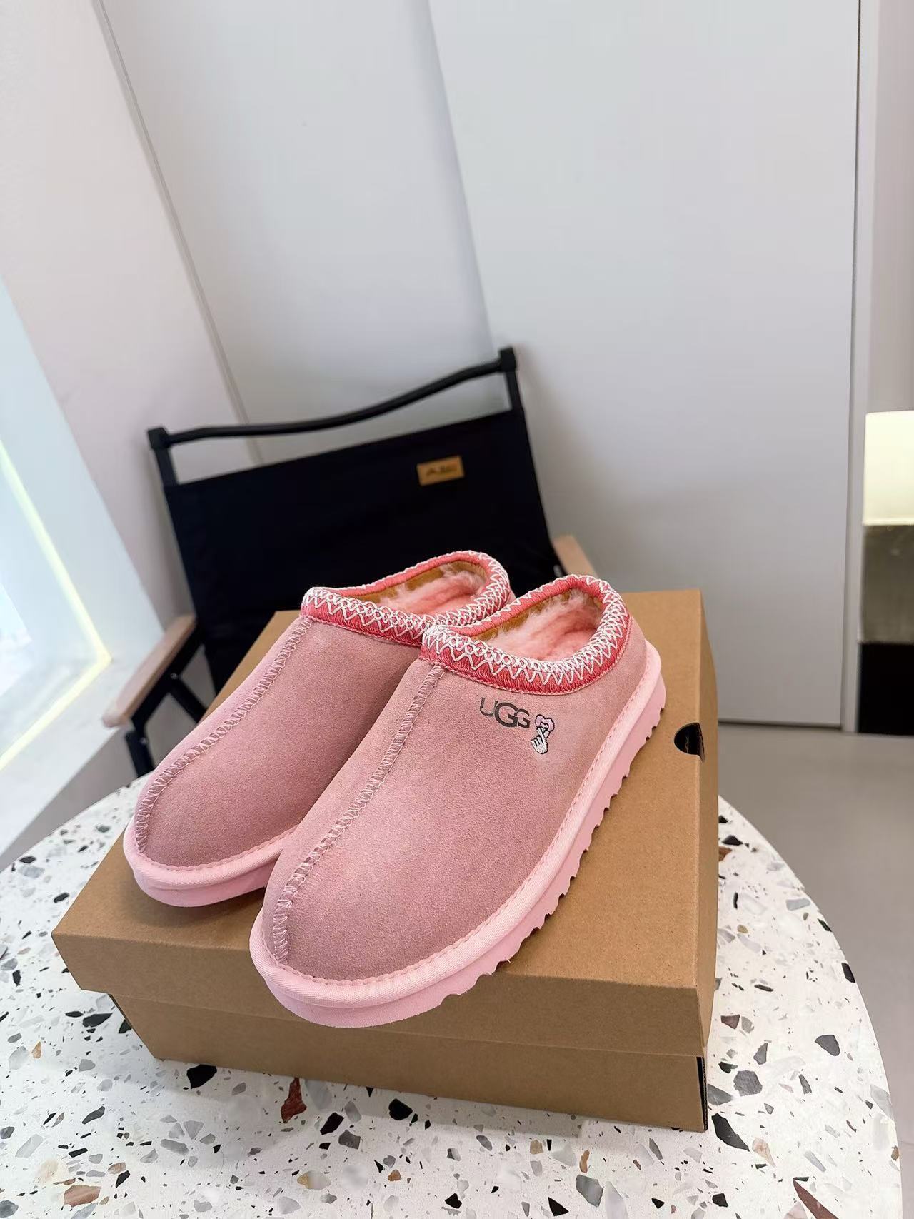 $58.7-LDN-844 UGG gallery