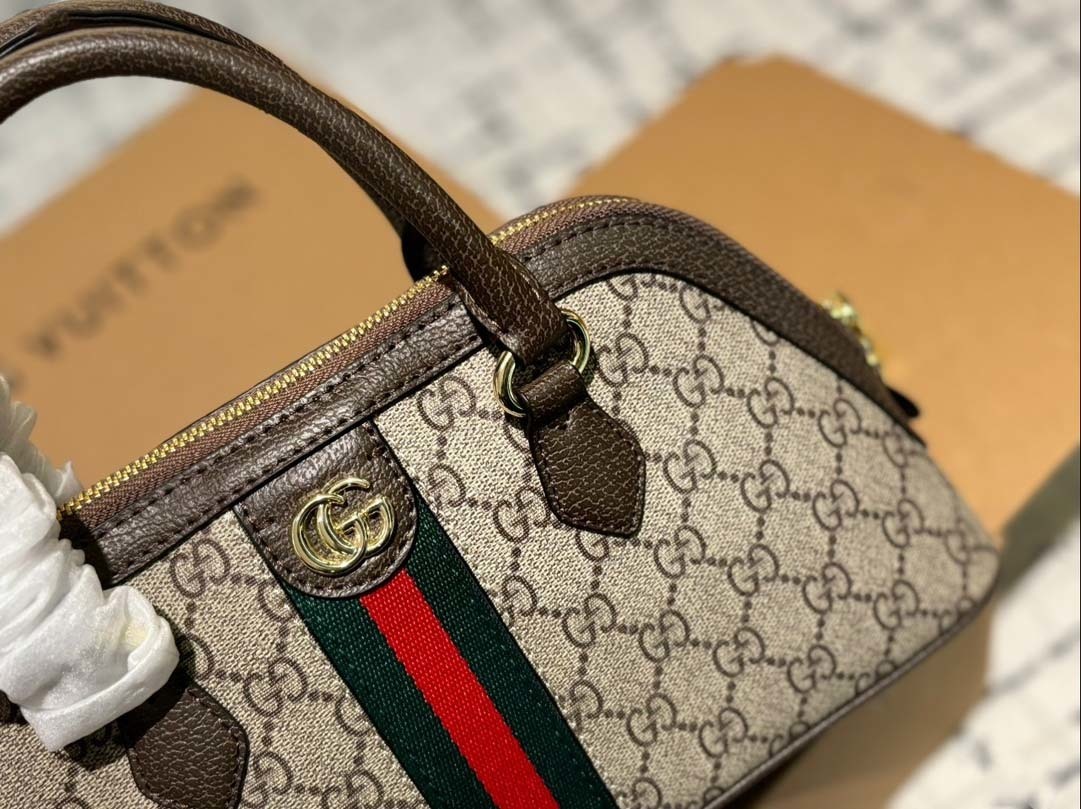 $59-LDN-265 GCI gallery