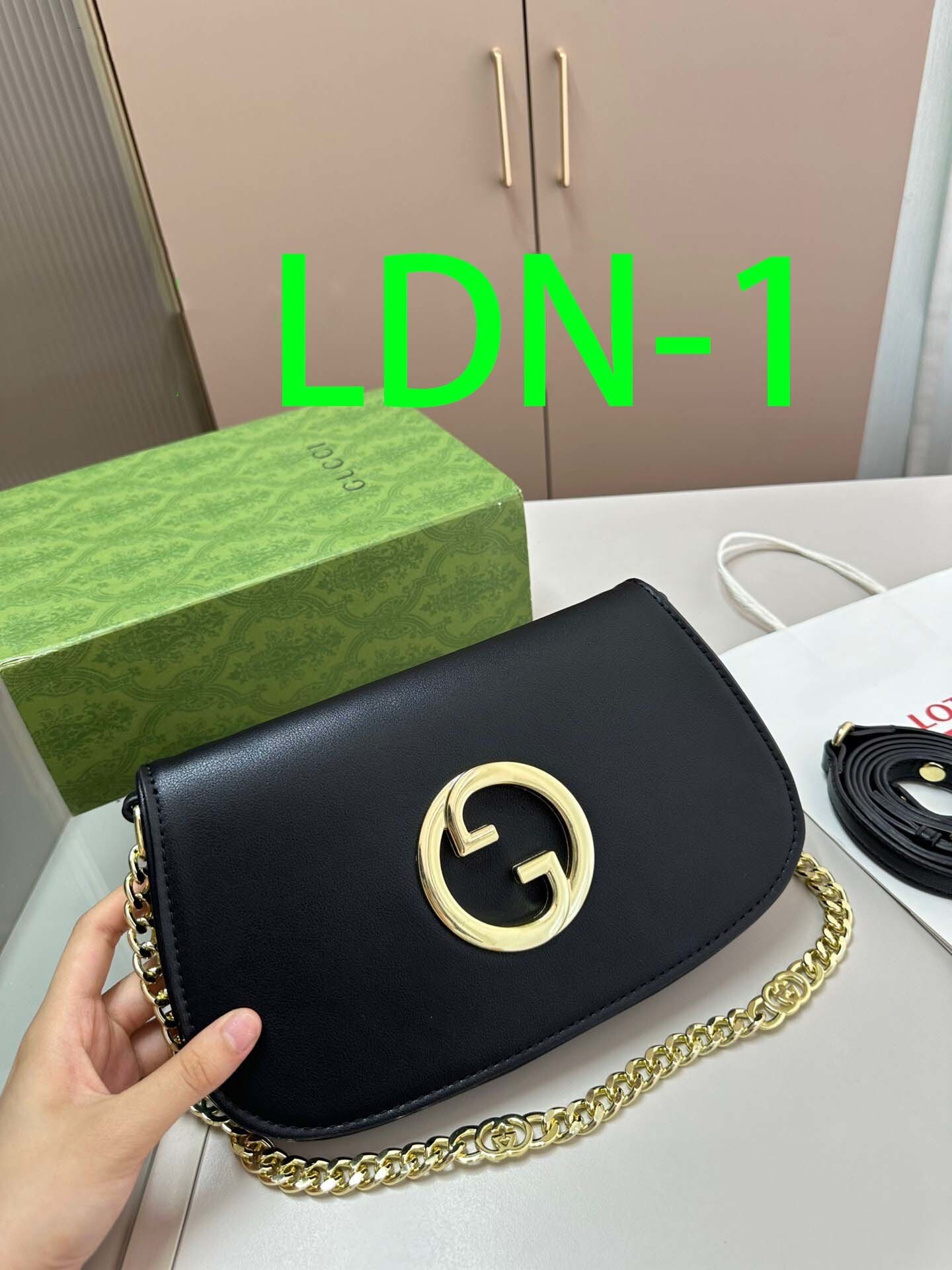 $59-LDN-273 GCI gallery