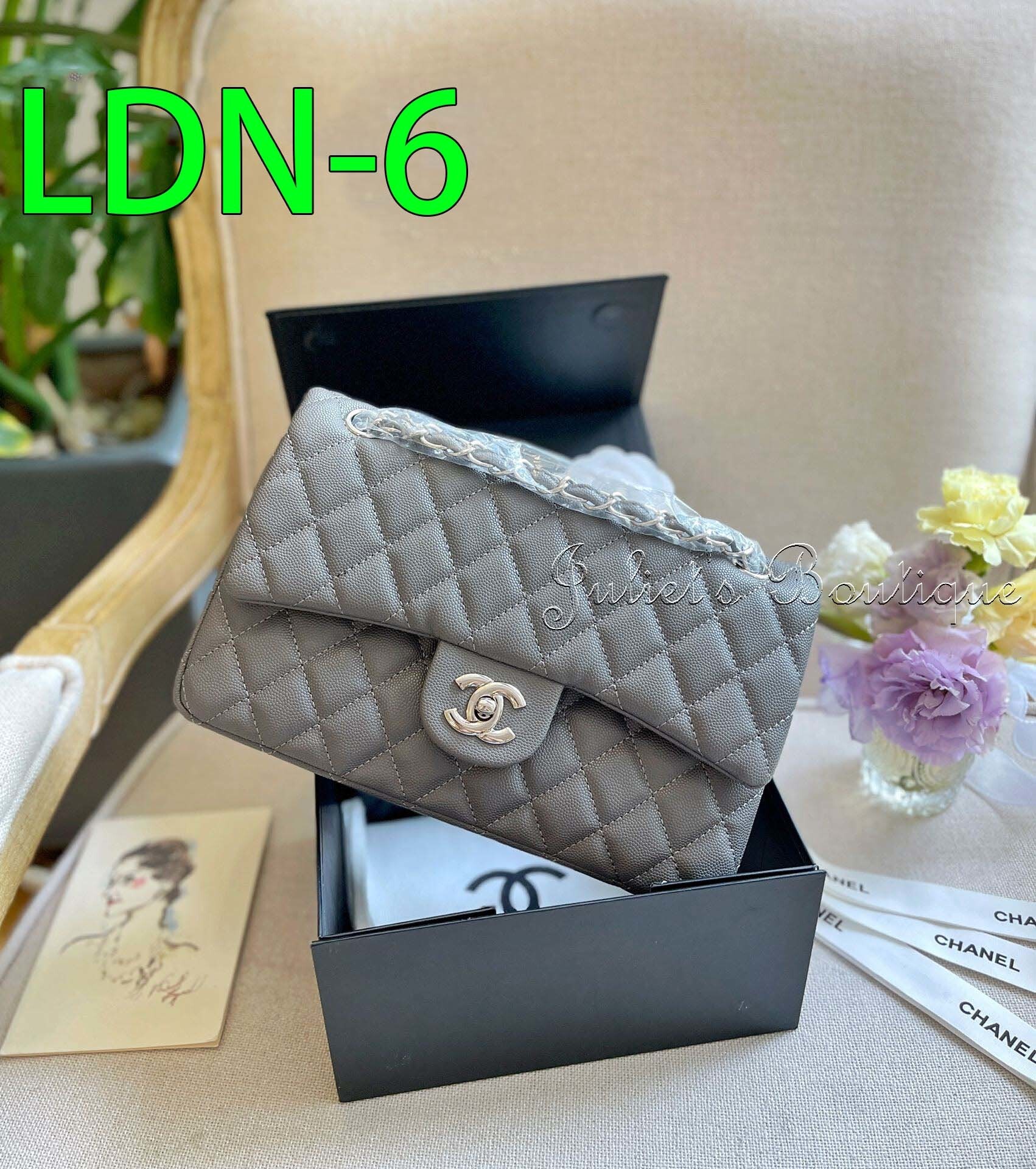 $59-LDN-341 CHA gallery