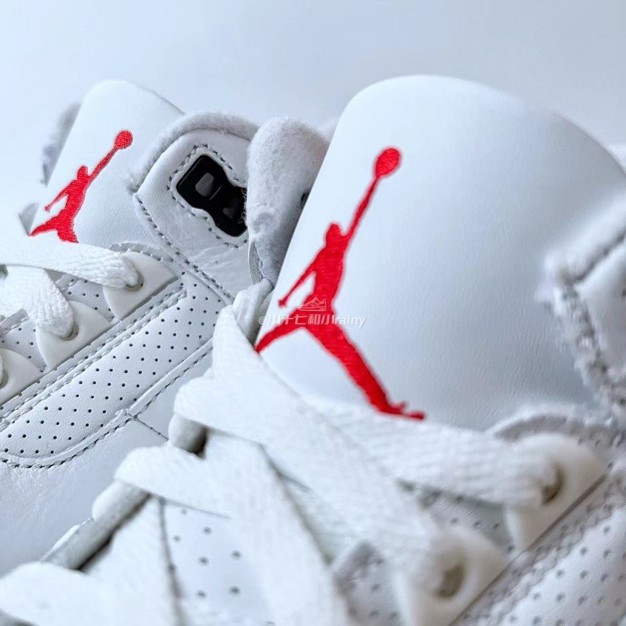 $60-LDN-119 NK gallery