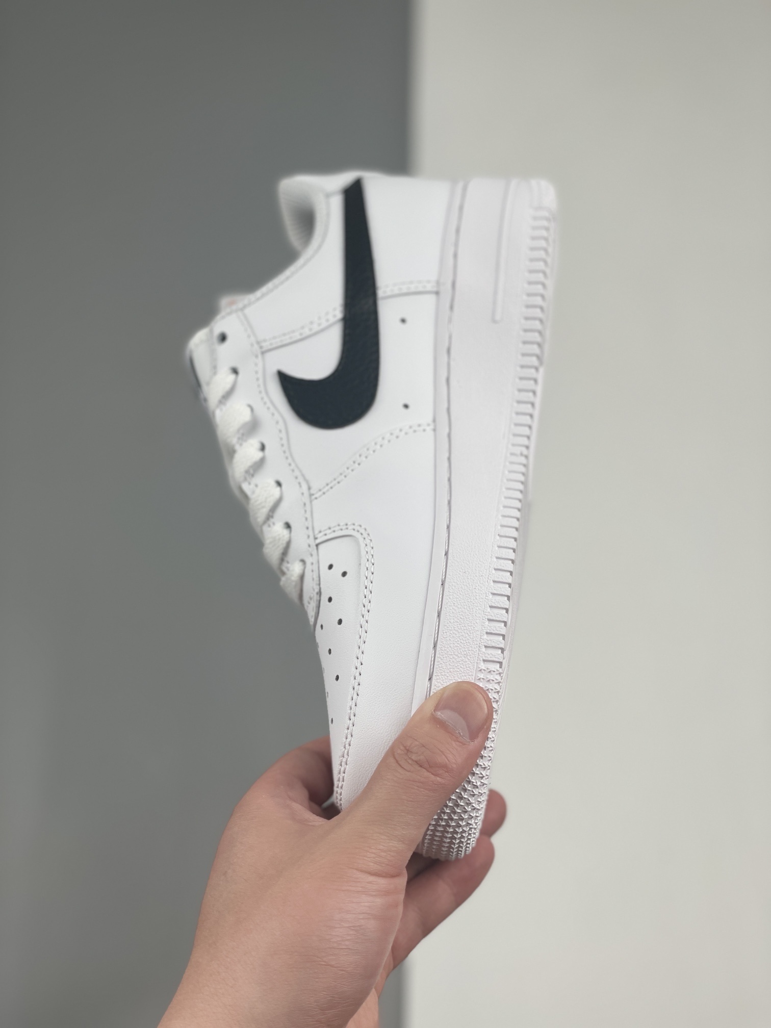 $60-LDN-122 NK gallery