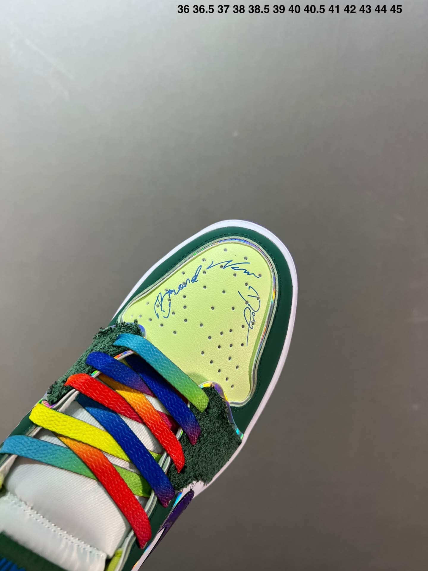 $60-LDN-132 NK gallery