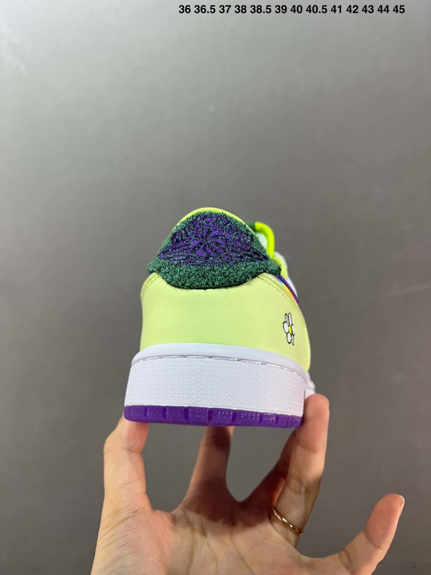 $60-LDN-132 NK gallery